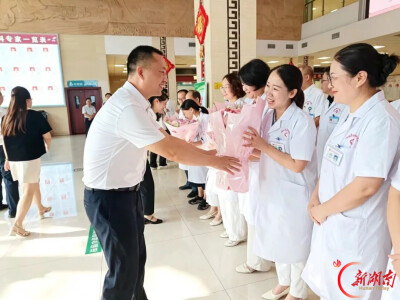 祁阳：向子顺看望慰问祁阳市中医医院优秀医师代表
