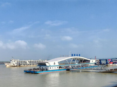 高校学子赴岳阳调研：记录长江岸线的企业搬迁与产业集聚
