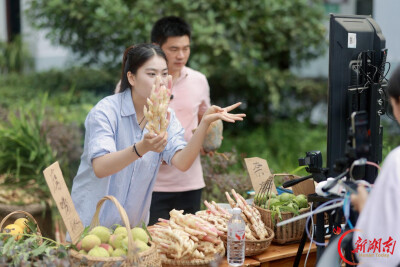 江永县夏兰片区：抱团联建，聚民心促振兴 