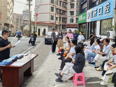 共建共治润社区 文明新风护民心