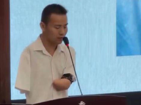 湖南省残疾人和助残先进事迹宣讲报告会在怀化学院举行