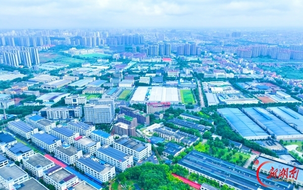 湖南日报特稿｜全周期陪伴 全维度纾困：益阳市龙岭产业发展中心“企业服务年”行动推动营商环境质量持续提升