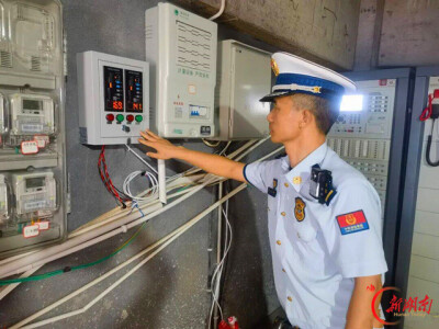 ​构筑消防安全防火墙，怀化市组织开展消防安全集中夜查行动