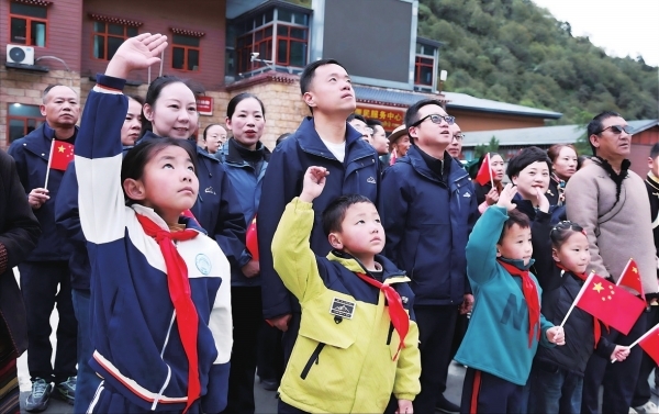 【祖国母亲，我想对您说】“身在雪域，心向家国”
