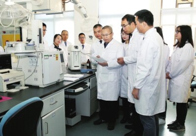 【祖国母亲，我想对您说】“让百姓吃得更健康”