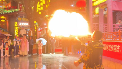 长沙坡子街火宫殿国庆大庙会火热登场