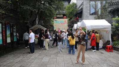 国庆去哪玩？郴州长卷良友集，戏曲市集一站式打卡
