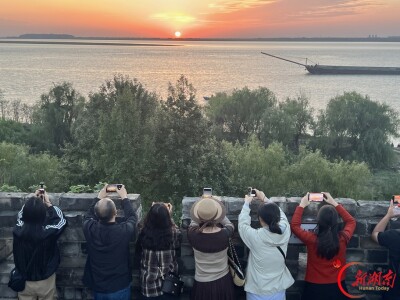 图集｜洞庭夕照醉游人