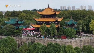 国庆黄金周｜在岳阳的夜里，入戏一场洞庭梦