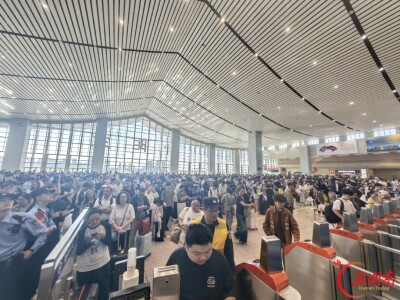 国庆假期衡阳东站发送24.7万人次，同比增长14%