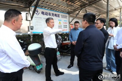 曾超群赴冷水江市检查安全生产工作