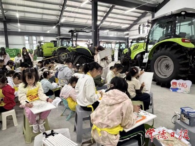 国庆假期，常德三大商圈日均客流超20万人次