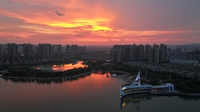 2026“奔跑潇湘”精英十公里路跑城市联赛常德柳叶湖站官宣 10月25日鸣枪起跑