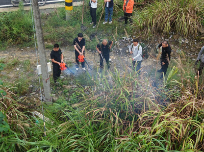 党群阵地开课，学防火护山林