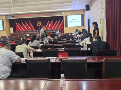 20名技术人员参加株洲市环境监测持证上岗理论考试