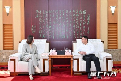 陈博彰会见美国驻武汉总领事霍诗翎一行