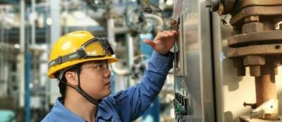 老旧装置跑出新效益！岳阳这位工程师打破工艺“枷锁”