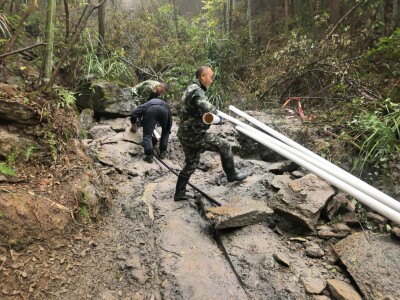 驻村队伍奔乡村  实干惠民暖人心