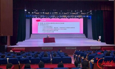 永州市中心医院走进湖南科技学院开展健康公益讲座