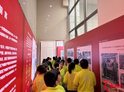 《雄关漫道——弘扬伟大长征精神主题展》在粟裕同志纪念馆开展