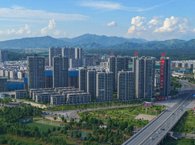 实干铸荣，盘点平江五年金字招牌