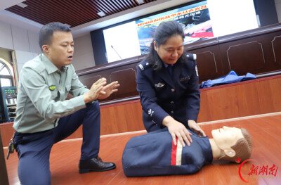 “汨检·求索讲堂”开讲啦
