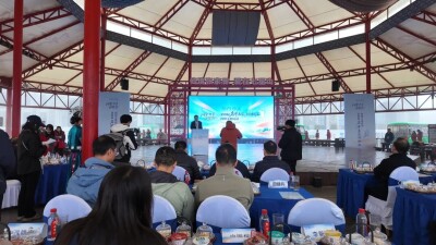 第四届“名评名家湖湘汇”网络主题活动在张家界七星山启幕