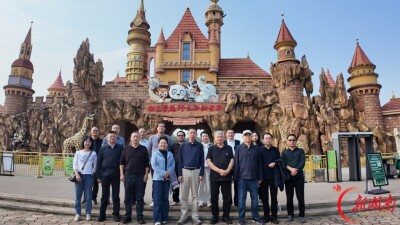文学名家写汉寿 一湖飞鸟入文章——以文学赋能大张家界国际旅游区建设