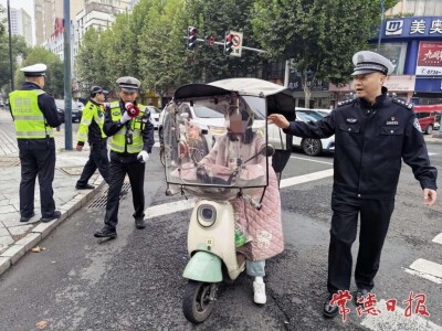 常德多部门开展摩电车辆集中整治第二次统一行动