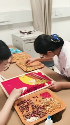 药香里的中国浪漫——本草入画，献礼华诞