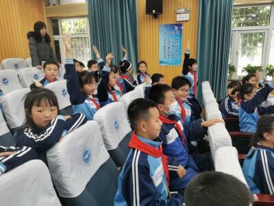 线上+线下，健康教育讲座为青少年体质护航