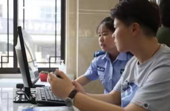公安机关加快便利化改革 多项户政业务年底有望全国通办