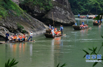文旅部：完善旅游服务 打造有品质有温度的旅游目的地