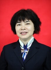 鄢建勤：柔肩担当为手术保驾，妙手仁心为生命护航