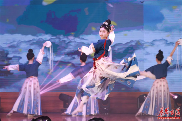 长沙市第六中学元旦文艺汇演暨校园文化艺术节圆满落幕