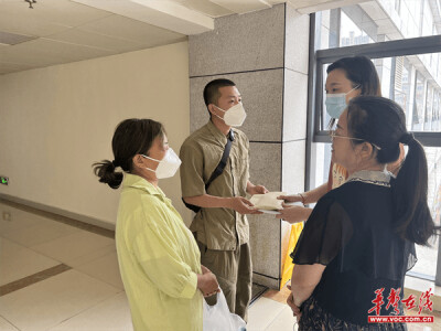 生死时速！湖汽职院师生为生命助力