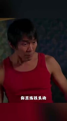 男孩头部卡进扶梯栏杆，消防员“一招"成功解救