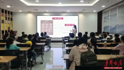 读绘本、体验扎染 这场沙龙带你感受非遗魅力