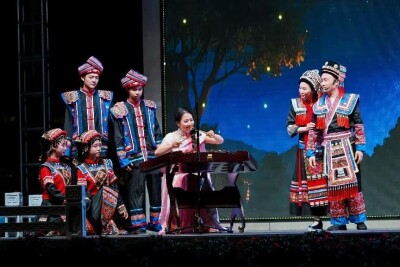 李畅扬琴独奏音乐会在杜鹃花剧场奏响