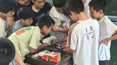 11岁少年携无人机支教 点亮乡村孩子的“科技梦”