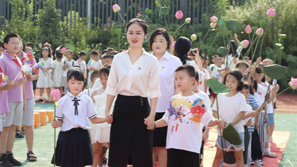 立德启新 莲芽润童心 九华金庭莲城小学举行2025年下学期开学典礼