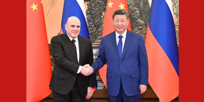 习近平会见俄罗斯总理米舒斯京
