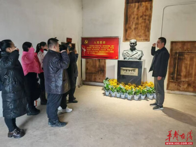 筑党建堡垒育时代新人 湖南人文科技学院数学与金融学院打造党建育人品牌