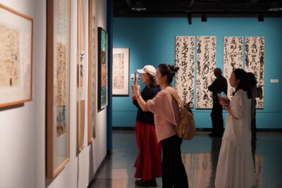“本来·稿书研究邀请展”岳阳巡展开幕