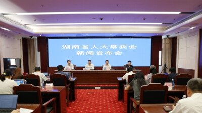 [一周湖南]湖南为烟花爆竹产业安全立下“铁规矩” 长沙中考成绩揭晓