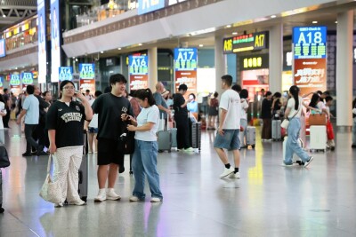中秋假期首日 国铁广州局预计发送旅客314.4万人次