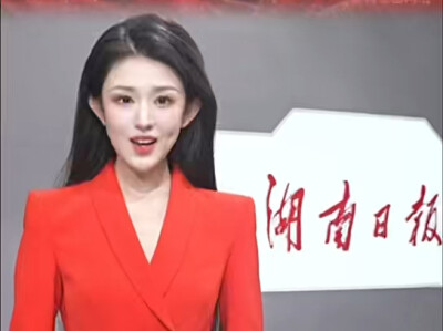 万里山河又一秋！祝福祖国母亲生日快乐！|  00后新闻主播昭霖
