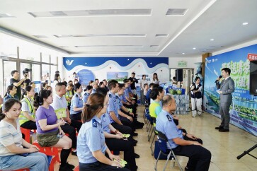 “夏季送清凉，湘当不服暑”公益活动关怀一线高速交警等户外劳动者