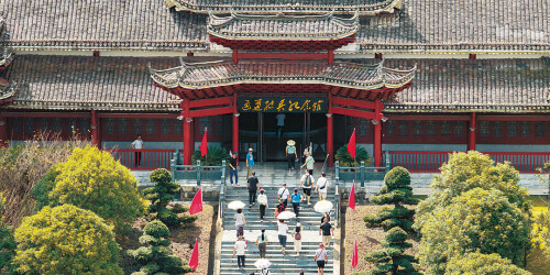 红色旅游持续升温