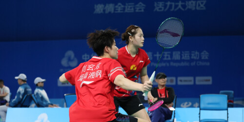 羽毛球女双湖南首战告捷